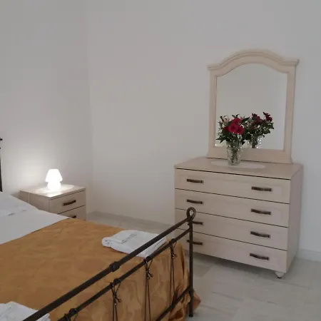 Palazzo Accogli Apartment *